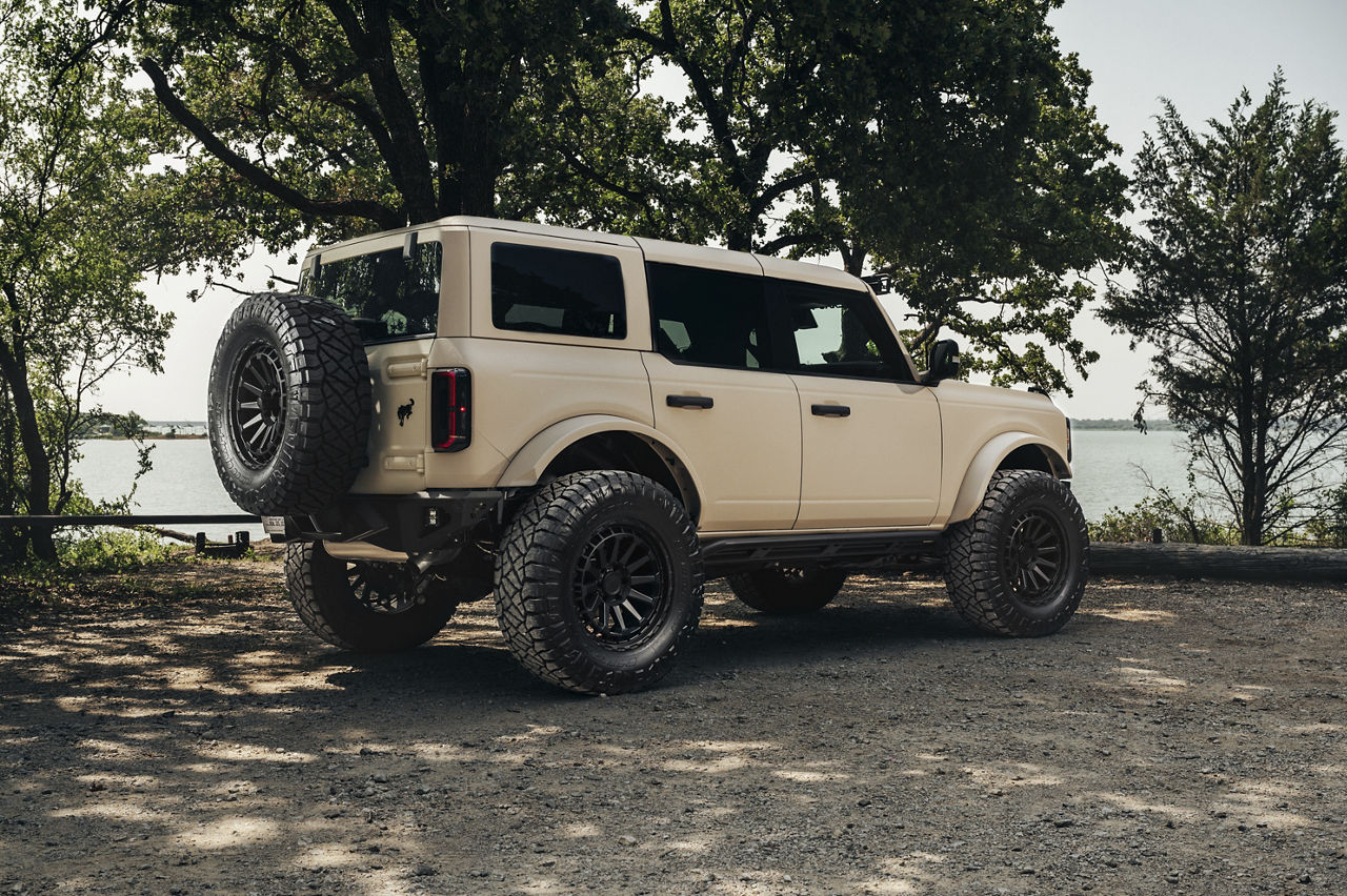 2021 Ford Bronco - Black Rhino RAID - Black | Black Rhino